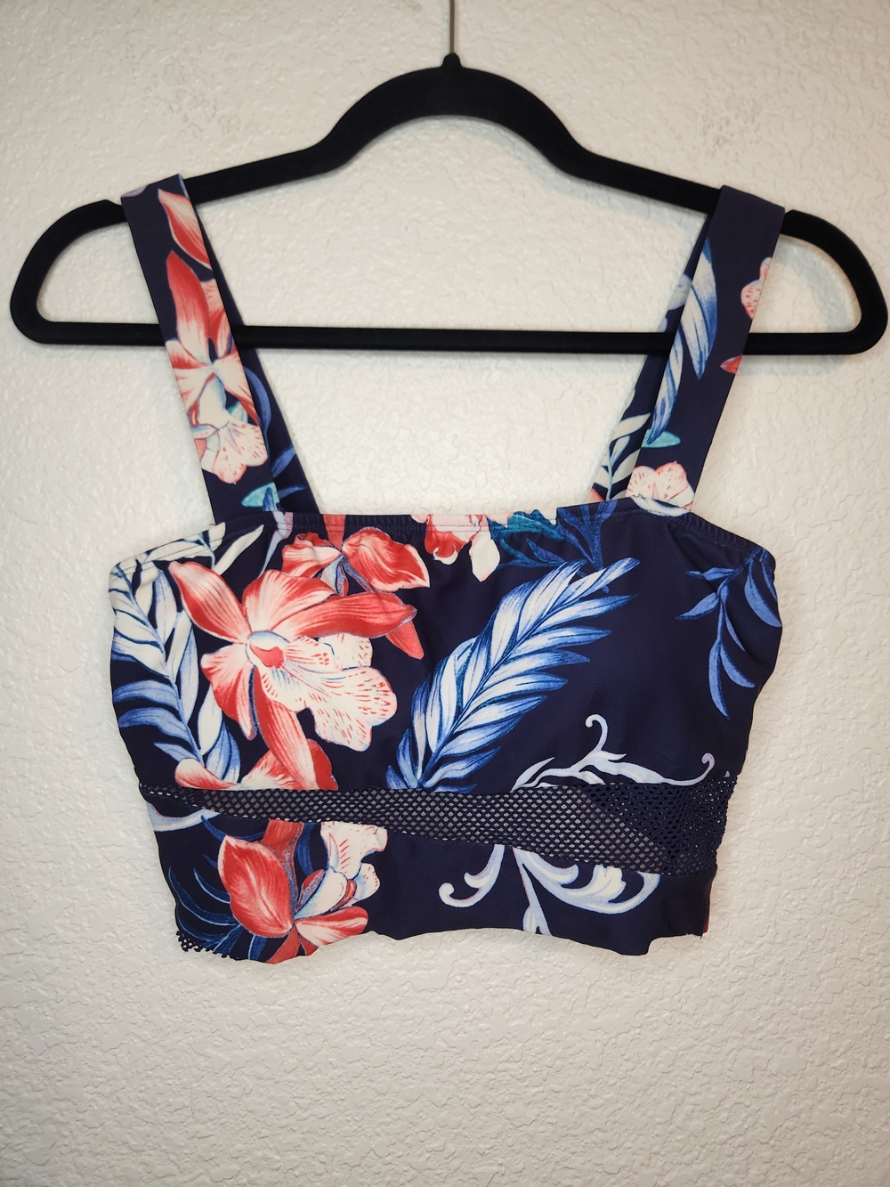 Carmen Marc valvo Floral Navy bikini top size 10